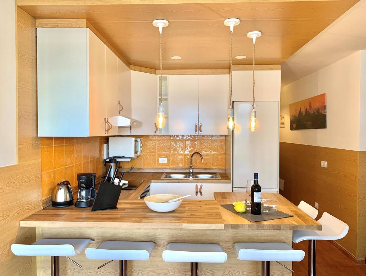 Coconut Friendly Holiday Home Плая дел Инглес Екстериор снимка