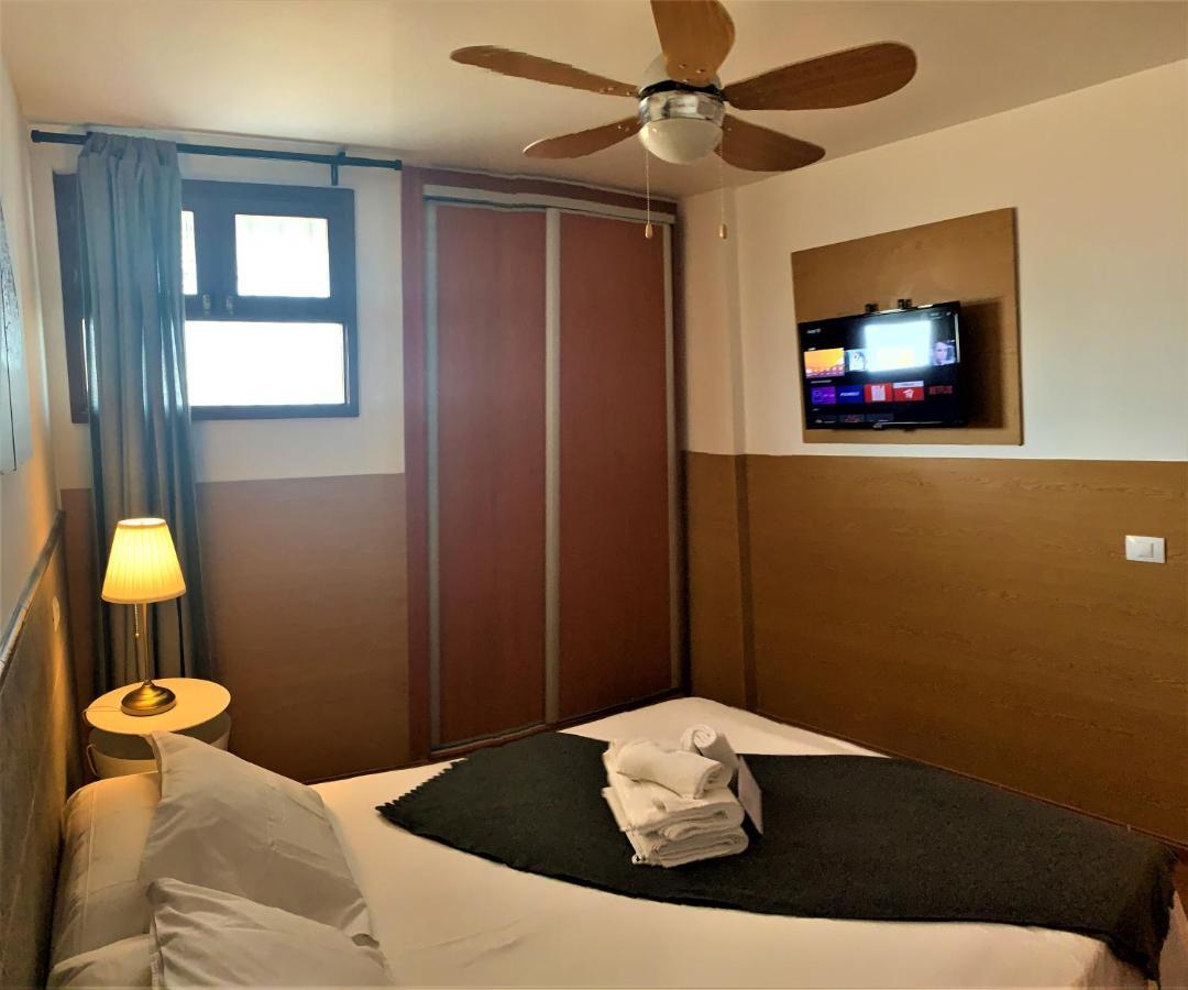 Coconut Friendly Holiday Home Плая дел Инглес Екстериор снимка