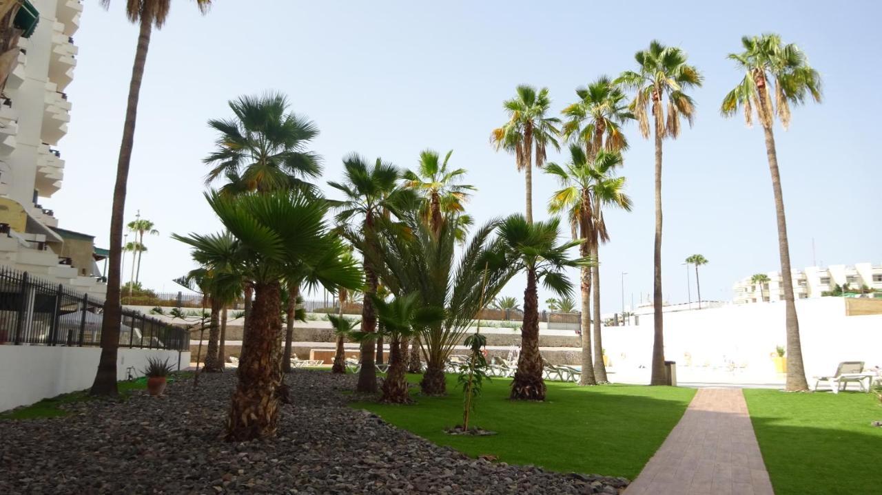 Coconut Friendly Holiday Home Плая дел Инглес Екстериор снимка